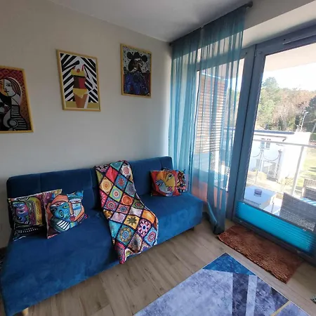 Artystyczny Picasso Z Widokiem Na Jezioro I Tarasem Διαμέρισμα